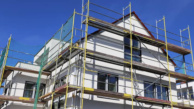 Hälfte der Immobilienkäufer im Alter zwischen 50 und 54 Jahren verwendet Vorsorgegelder.