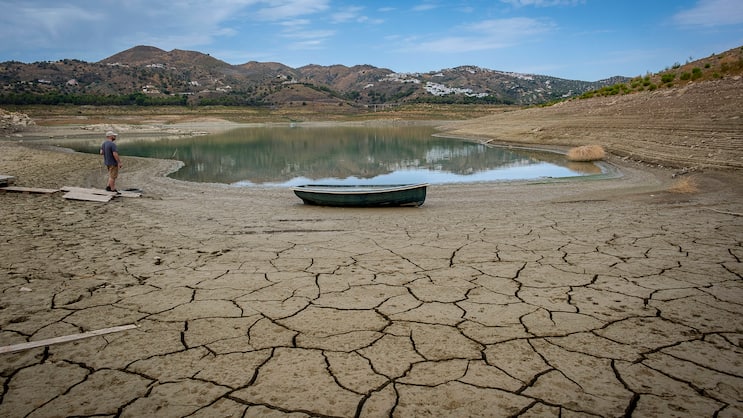 Ausgetrockneter Stausee in Spanien: Dürren werden mit dem Klimawandel häufiger.