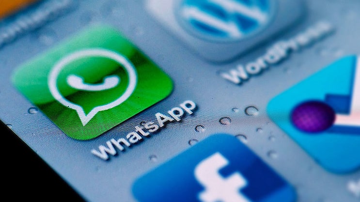 Auf dem 5,2 Billionen Dollar schweren indischen Aktienmarkt hat die vorzeitige Veröffentlichung von Gewinnzahlen auf WhatsApp gerade Konjunktur.