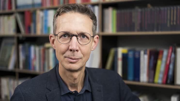 «Les personnes interrogées associent surtout les avoirs surobligatoires à des revenus élevés»: Michael Hermann, politologue.