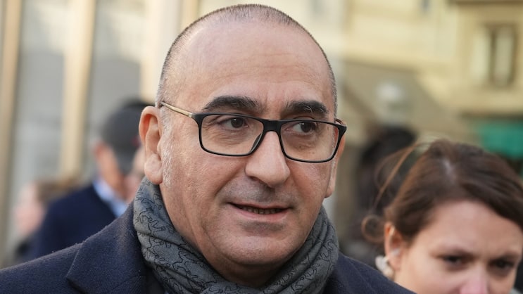 Schmuckstücke von «unschätzbarem Wert»: Frankreichs Innenminister Laurent Nuñez.
