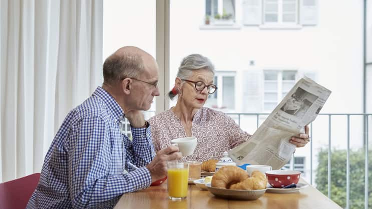 Wohnen macht 34 Prozent der monatlichen Ausgaben deutscher Seniorinnen und Senioren aus.