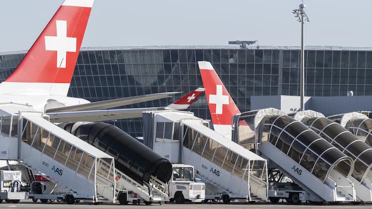 In die Ferien fliegen und das Auto kostenlos am Flughafen parken nachdem es repariert wurde.
