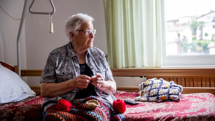 2,3 Prozent der Bewohnerinnen und Bewohner in Altersheimen leiden an Infektionen.