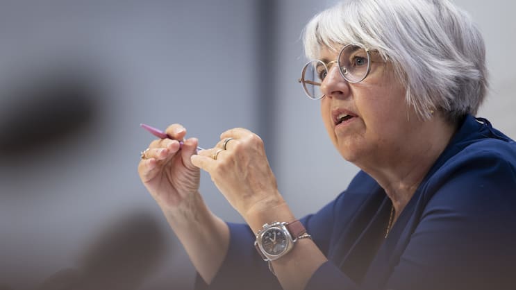 Erste Stossrichtungen für eine Reform der AHV für die Jahre 2030 bis 2040 liegen vor: Sozialministerin Elisabeth Baume-Schneider.
