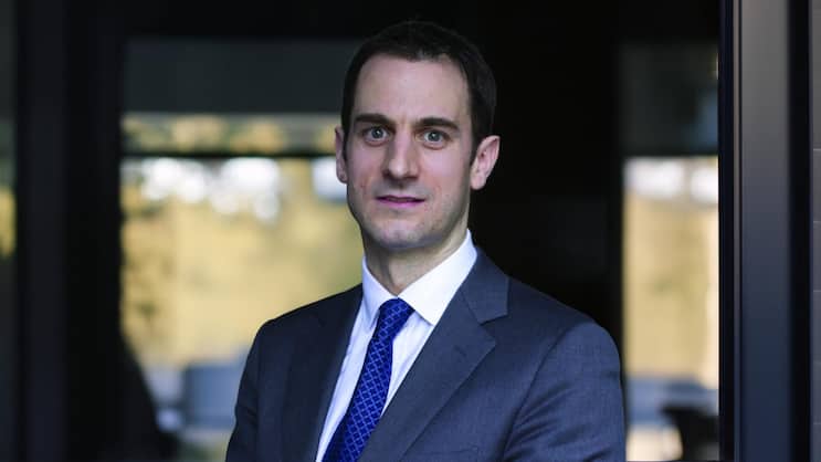 «Unser Ziel ist es, technologische Exzellenz mit einem verantwortungsvollen und menschenzentrierten Ansatz zu verbinden»: Matthieu Caillat, Group Chief Technology & AI Officer, Chief Executive Officer von AXA Group Operations.