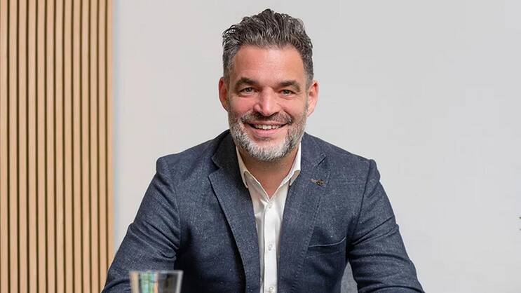 Daniel Stettler, visavis Versicherung Genossenschaft.