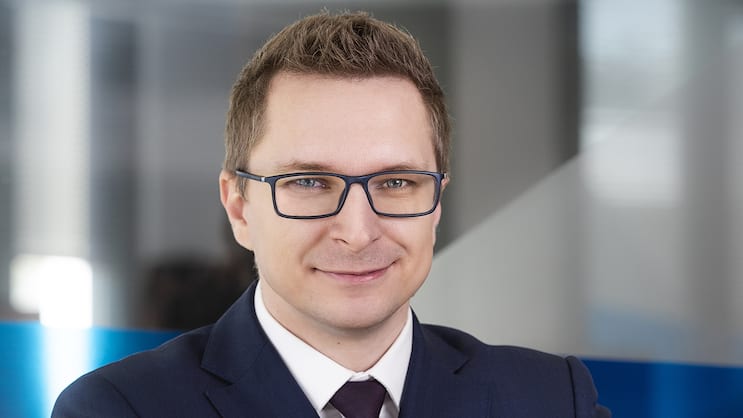 «Versicherer neigen dazu, die bestehenden Kommunikations- und Vertriebskanäle zu stark zu nutzen und das Potenzial automatisierter Dienstleistungen zu unterschätzen»: Marcin Mekler, Manager bei Sollers.
