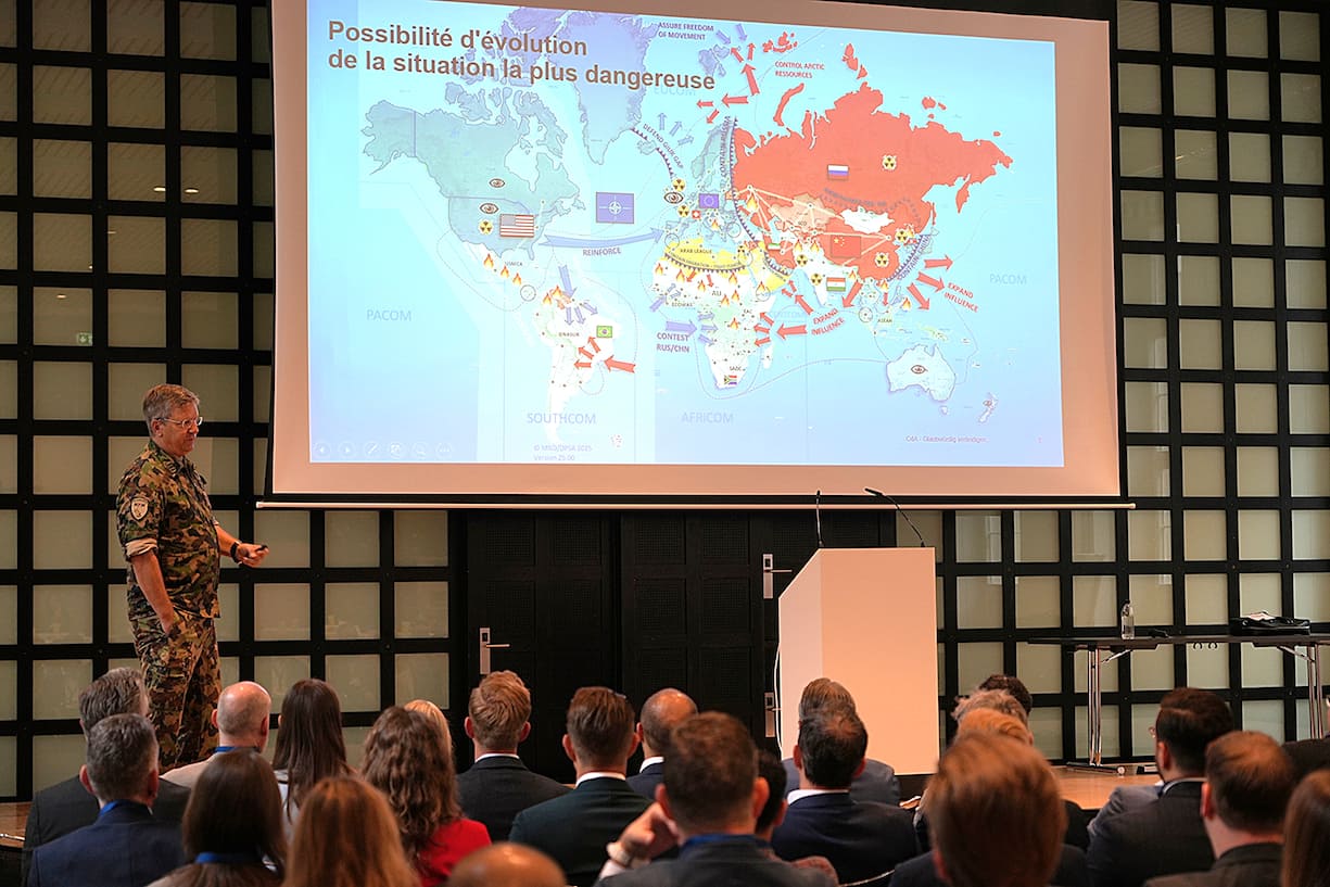 Niklaus Jäger erläutert die geopolitischen Risiken aus der Optik eines Berufsmilitärs.