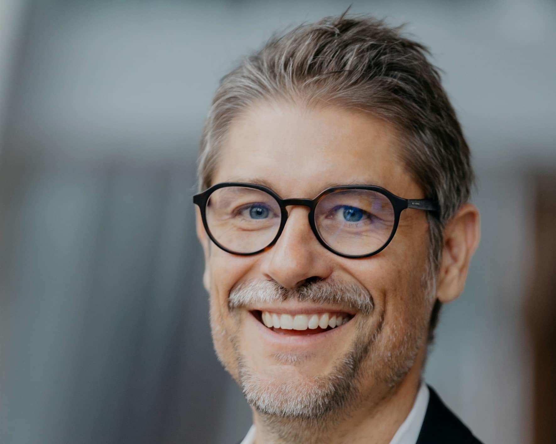 Michael Furtschegger ist Regional Managing Director Germany & Switzerland von Allianz Commercial.