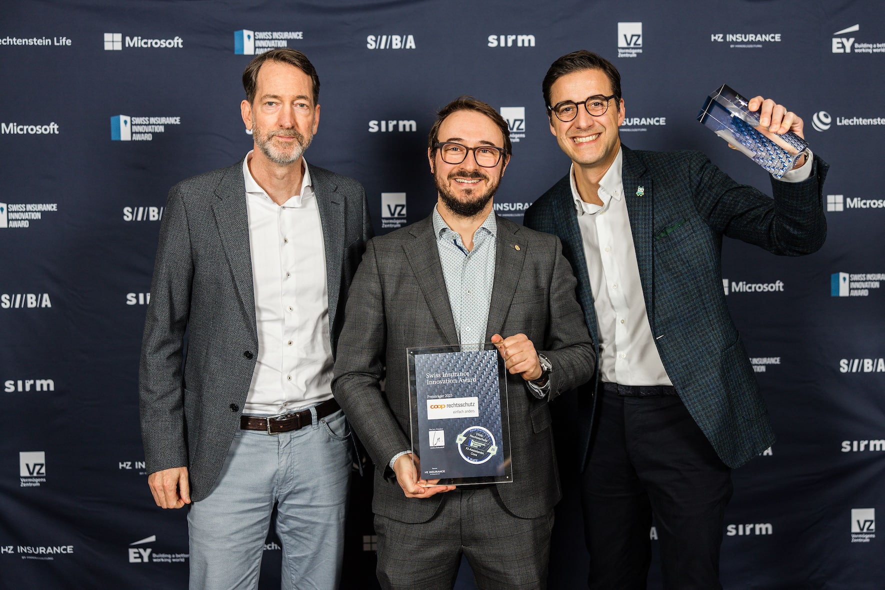 Das Team von Coop Rechtsschutz freut sich über den 3. Rang.