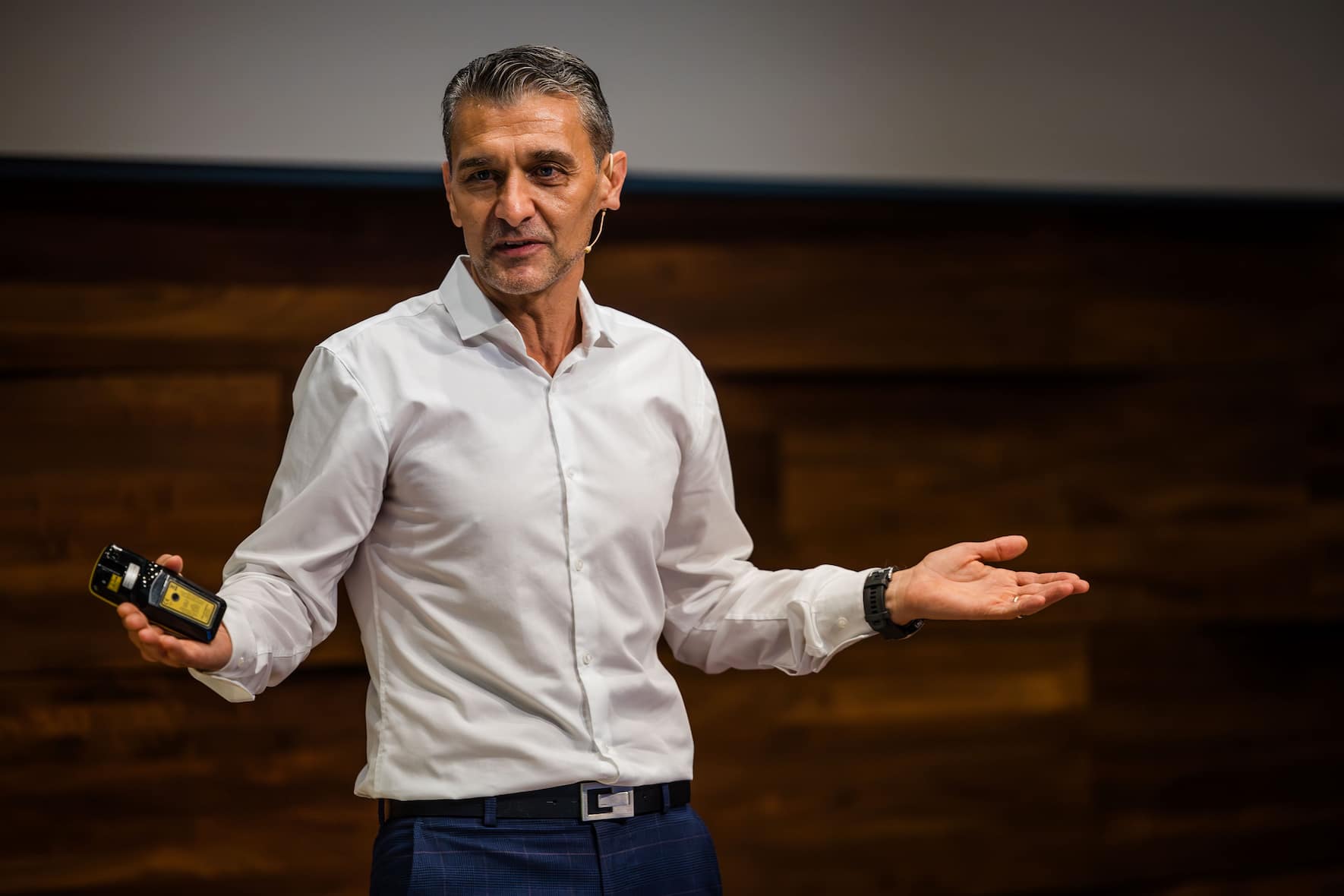 Brachte seine Begeisterung für KI auf die Bühne: Marco Billeter.